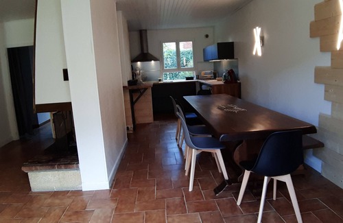 Luz-Saint-Sauveur Casa | BERAFIA Casa 15 pers, 5 ch 3 baños gran jardín en el corazón del pueblo