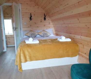 Droum Otro | Berehaven Pods