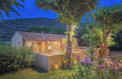 Mollans-sur-Ouveze Casa | BERGERIE 5* SPA SAINT QUENIN®️ 1 TO 10 PEOPLE-ACCESS FOR DISABLED-RIVERFRONT-JACUZZI