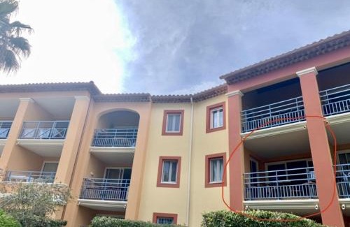 Giens Apartamento | BERGERIE PLAGE Balnéo Clim piscine