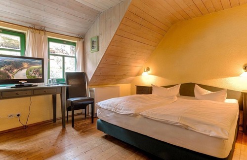 Schmilka Cama Y Desayuno | Berghaus Rauschenstein: Double room (half board) - Bio- & Nationalparkrefugium Schmilka