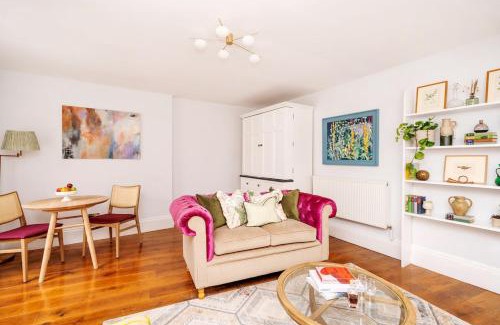 Bristol Casa | Berkeley Suites, Suite 1