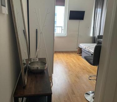 Tiergarten Apartamento | Berlin Apartment Genthiner 1