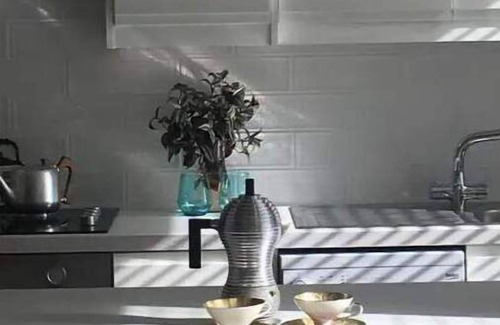 Bantry Condominio | Berlin Wall Apartment at The Residence Bantry