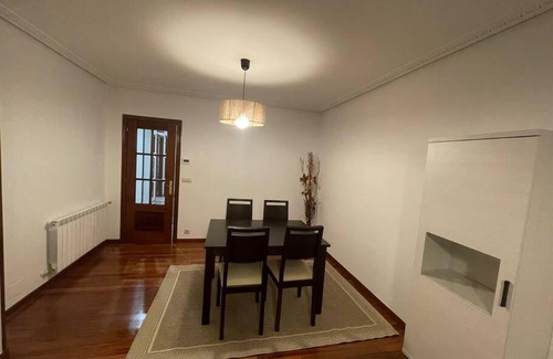 Ames Apartamento | Bertamirans a 5 min Santiago y 10 min la playa
