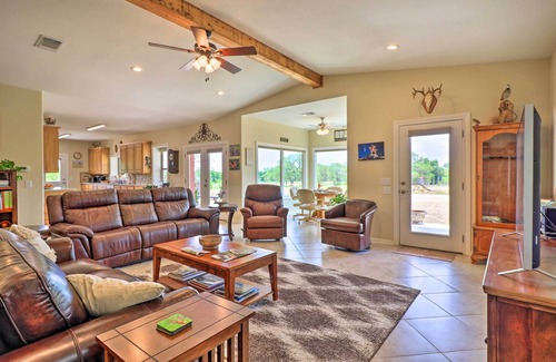 Oatmeal Casa | Bertram Ranch Property w/ Patio & Gas Grill!