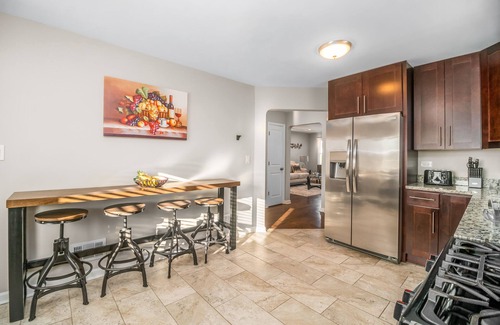 Forestview Casa | Berwyn FHS Rental