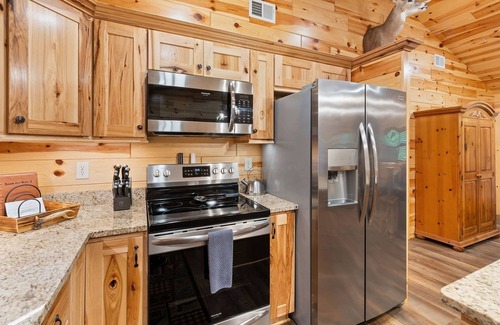 Cosby Cabina | Beside Still Water 2 - 2 Bedrooms, 2 Baths, Sleeps 6 by RedAwning