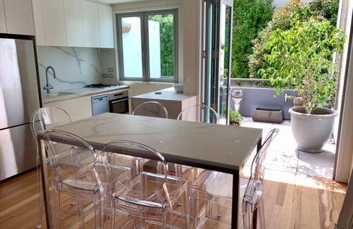 Ponsonby Casa | Light-Filled Living in Vibrant Ponsonby!