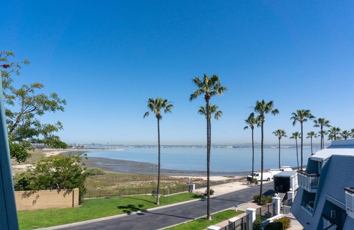 Coronado Cays Casa | Beach and bay views in a beautiful and cozy townhome in Coronado