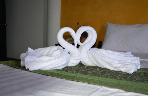 Daun Penh Hotel | Best Central Point Hotel