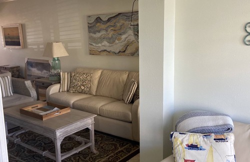 Indian Shores Cabaña | $ 79 / noche ¡La mejor oferta en la playa! Todas las vistas del Golfo!/ 55 pulgadas Smart Tv