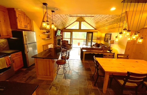 River Run Condominio | Best deck view of River Run ski slope 1 min walk to gondola/village 2 bed 2 bath