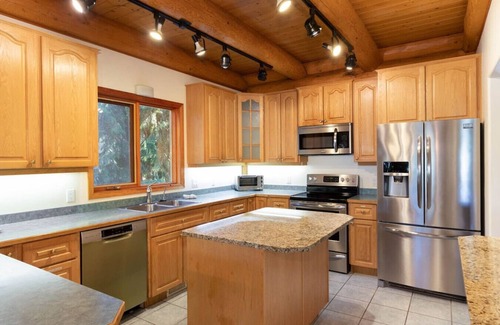 Scotch Creek Chalet De Esquí | Best Family Vacation Rental in Shuswap