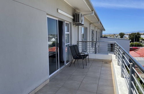 Lakeside Apartamento | Best Getaway - 303