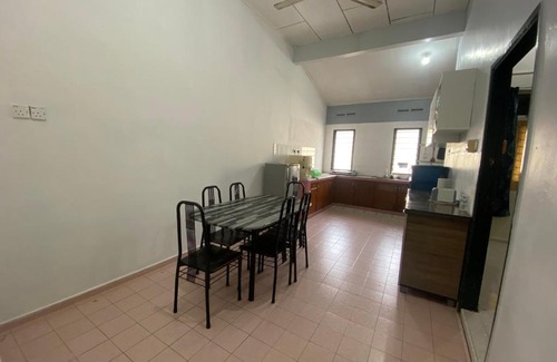 Kuala Rompin Casa | Best Homestay