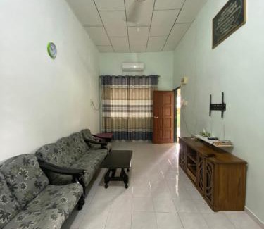 Kuala Rompin Casa | Best Homestay