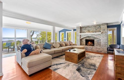 Table Rock Casa | Best Lake Tablerock Views, Private Outdoor Pool, Karaoke/Games-2 Kitchens! Secluded on a few acres!