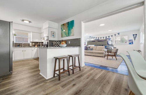 Arlington Casa | Best Little Bunkhouse in TX! Walk 2 AT&T Stadium!