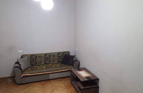 Tbilisi Apartamento | La mejor ubicación: frente al metro
