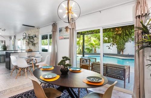 Winchester Casa | BEST LOCATION HOME w POOL - LV Convention & 3 mi STRIP & Fremont