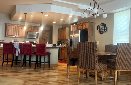 North Park City Condominio | La mejor ubicación en Park City para esquiar, Festival de cine de Sundance, en el casco antiguo