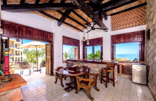 South Shore Hotel Area Villa | LA MEJOR VILLA FRENTE AL MAR CON PERSONAL COMPLETO