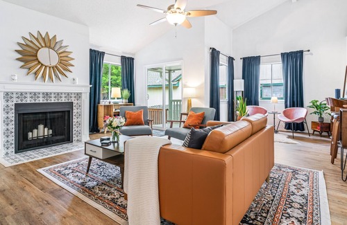 Milwood Casa | Best of ATX: Austin FC, The Domain, Live Music | Remote Workstays Welcome | Fall Getaway