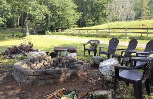 Skyland Casa | ¡Lo mejor de ambos! Retiro privado de Asheville cerca de atracciones y alrededores