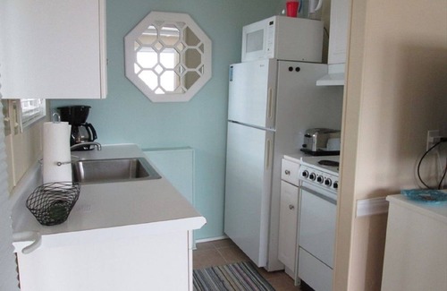 Dewey Beach Condominio | 2 BR1. 5 pasos de baño a la playa en McKinley popular