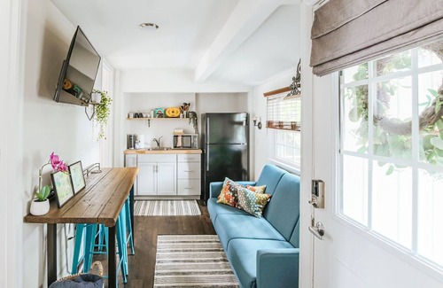 North Downtown Casa | Best of Downtown and Belmont in cozy unique 2BD! Walk everywhere!