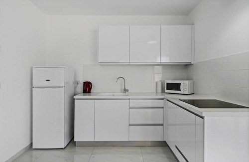 Bat Yam Apartamento | La mejor oferta en bat yam 2 minutos a pie de la playa y el balc