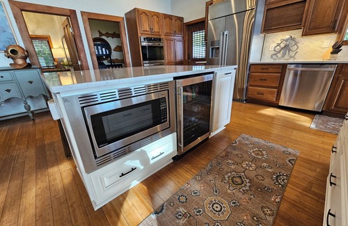 Magnolia Bluffs Casa | Best on Bay! More than a Beach House- IT IS YOUR DESTINATION. Take A Look Inside