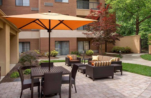 Durham Hotel | Best Place to Unwind! 2 Relaxing Units, Free Parking, Pets Allowed, Pool