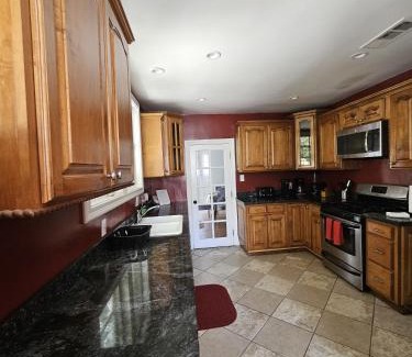 West Hollywood Casa | Best Prime Location 1 BD 1 Bath House