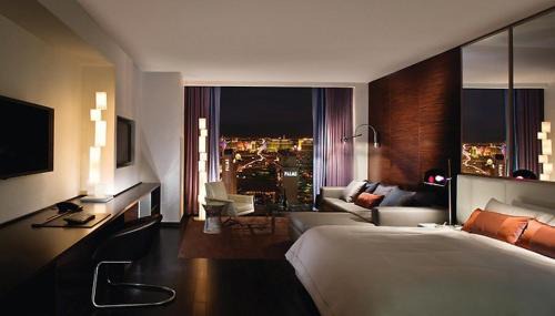 Las Vegas Casa | Best Strip City Views Balcony Suite No Resort Fee
