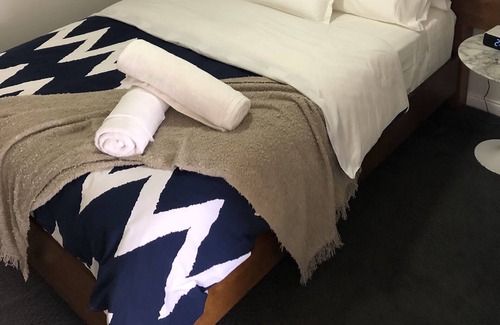Lutwyche Apartamento | Best Value 3 Bed Brisbane Self-Contained Apartment With City Views Sleeps 7