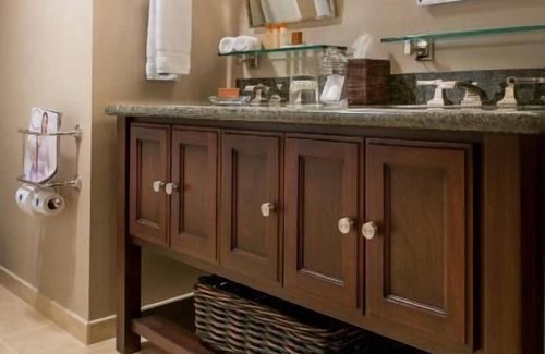 Cupertino Hotel | Best Value, Quality Stay! 2 Comfortable Units, Free Parking, Near Franco Park