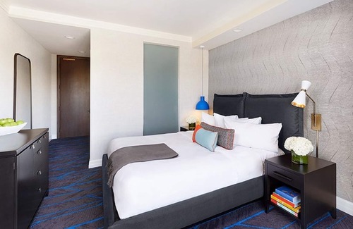 Music Row Hotel | Best Value, Quality Stay! Near Centennial Park Nashville, Pets are Allowed