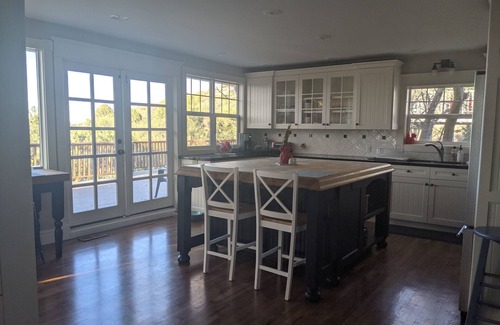 Prescott Casa | Best View in Prescott, 5 min to DT, Hot Tub, King sized bed!