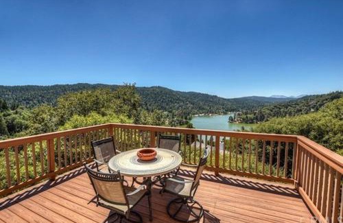 Crestline Casa | Best View of the Lake! Huge Deck!