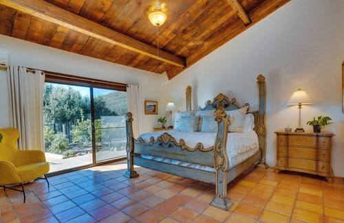 Santa Barbara Otro | Best views of the Santa Ynez Valley! 4 Bedrooms, infinity edge pool and sauna