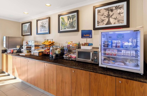 Indio Hotel | Best Western Date Tree Hotel