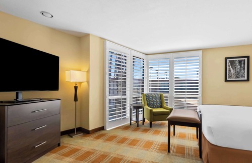 Indio Hotel | Best Western Date Tree Hotel