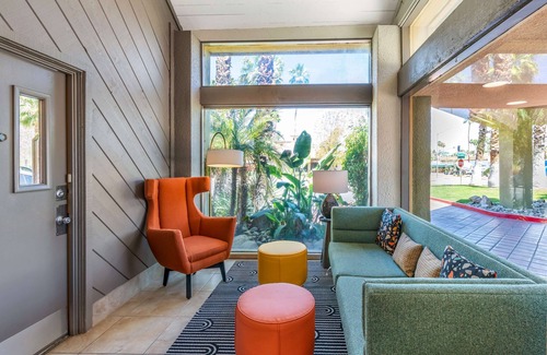 The Mesa Hotel | Best Western Inn at Palm Springs