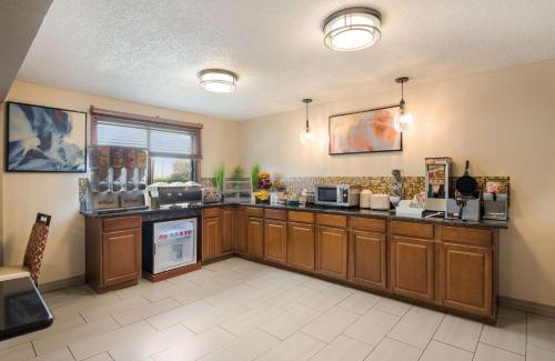 Mount Pleasant Hotel | Best Western Mount Pleasant Inn