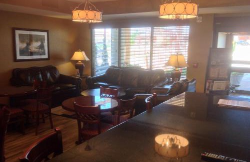 Dodge City Hotel | Best Western North Edge Inn