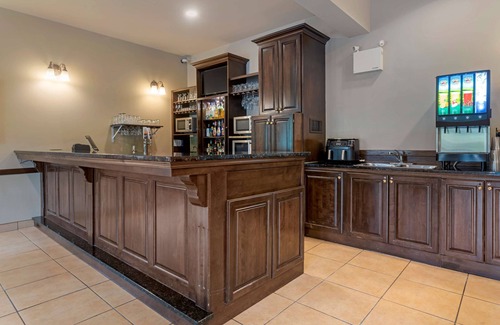 Fredericton Hotel | Best Western Plus Fredericton Hotel & Suites