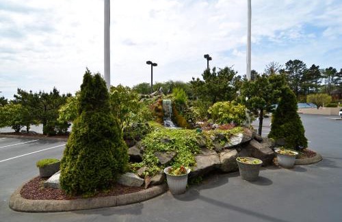 Lincoln City Hotel | Best Western Plus Landmark Inn