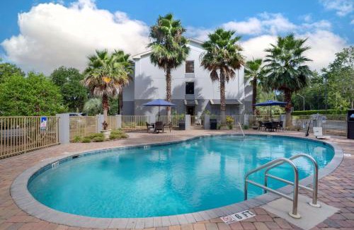Tallahassee Hotel | Best Western Plus Tallahassee North Hotel